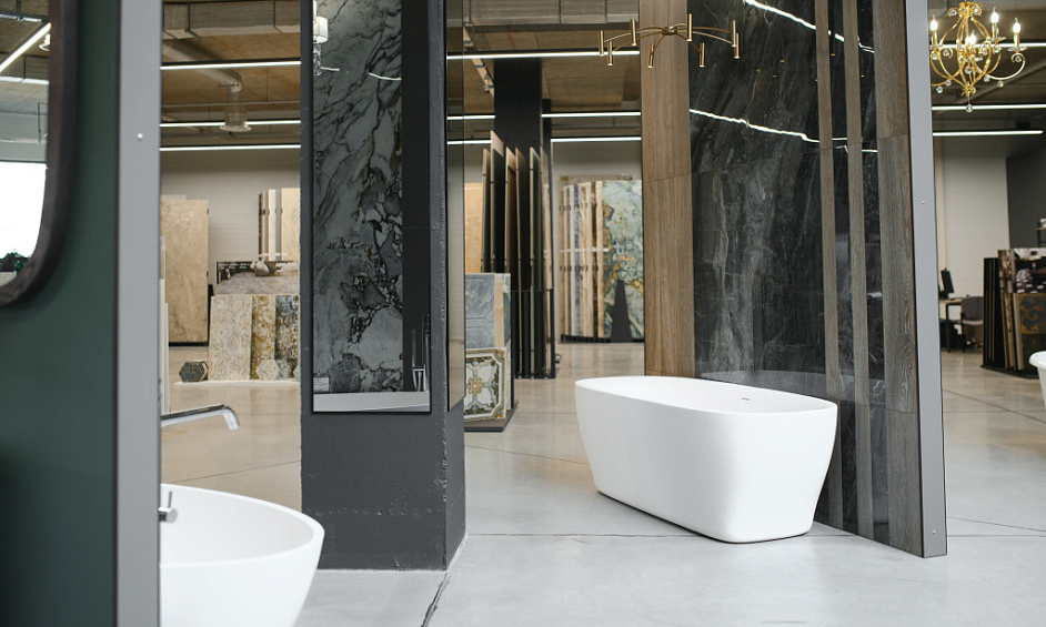 Plumbing And Heating Supplies & Upmarket Bathroom Showroom For Sale 1