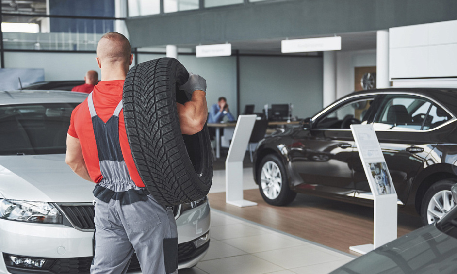 Family-Owned Car Repair Garage and M.O.T Station in Wembley, London for Sale 1
