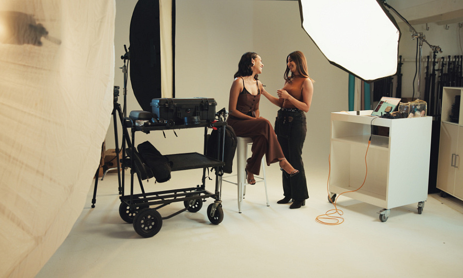 Beauty Salon for Sale in Nottingham with Chair Renters and Owner Relocating 1