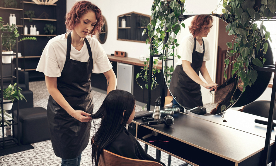 Well Established Hair & Beauty Salon In Orpington For Sale 1