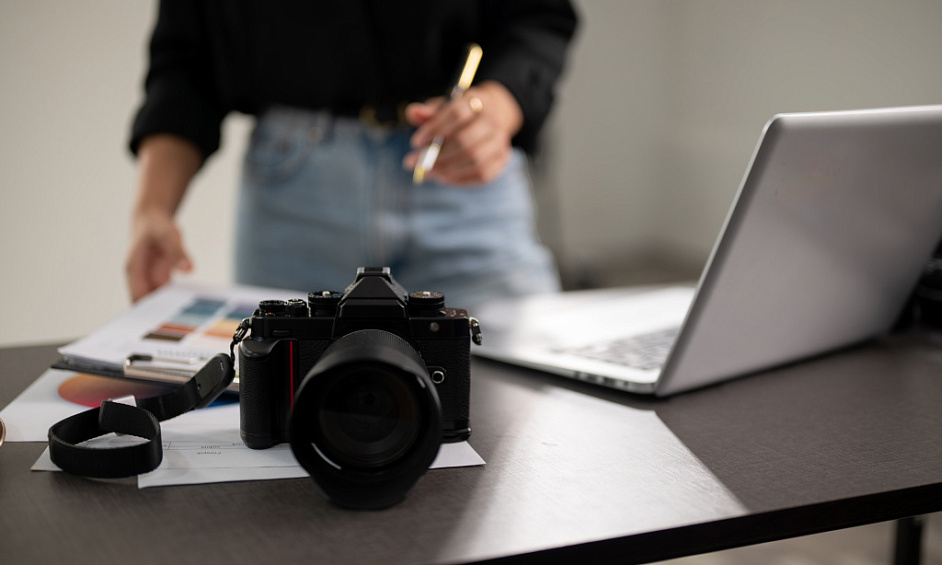 Photobooth business for sale in City of London with equipment and training included 1