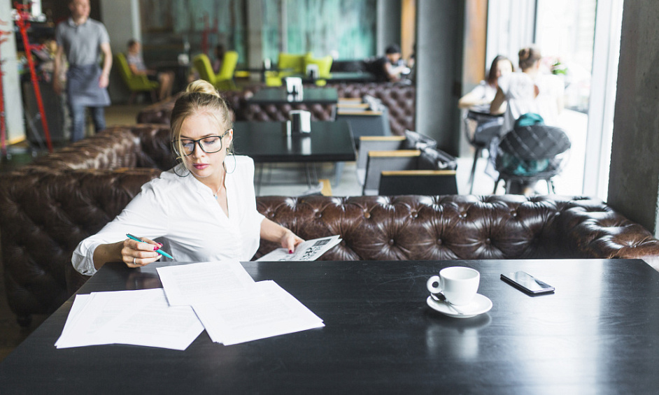 Licenced Cafe Restaurant In Greater London For Sale 1