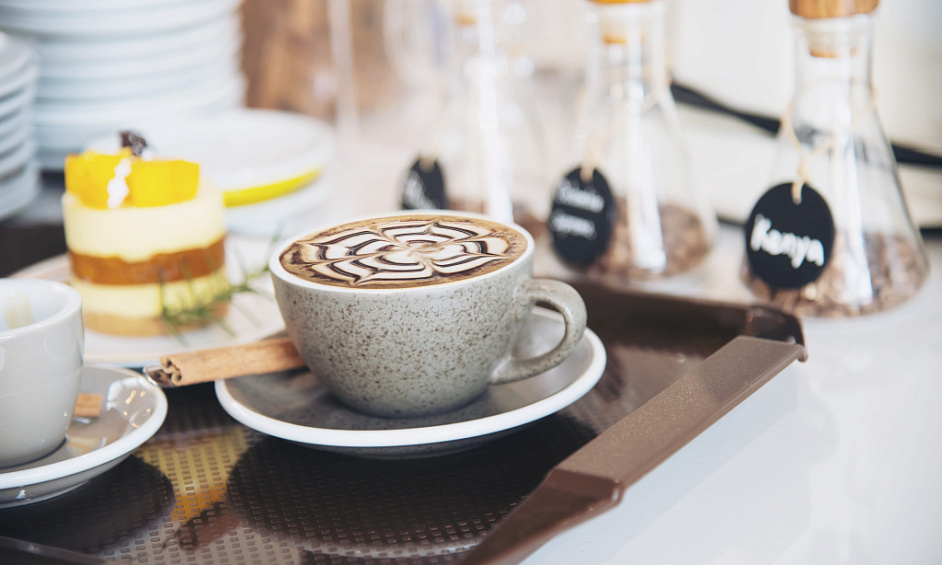 Cafe for sale in Poole Dorset with leasehold in a prominent high street location 1