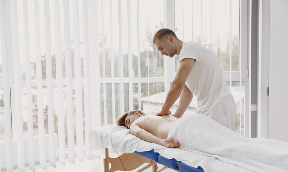 Osteopathy and Massage Centre for Sale in London 1