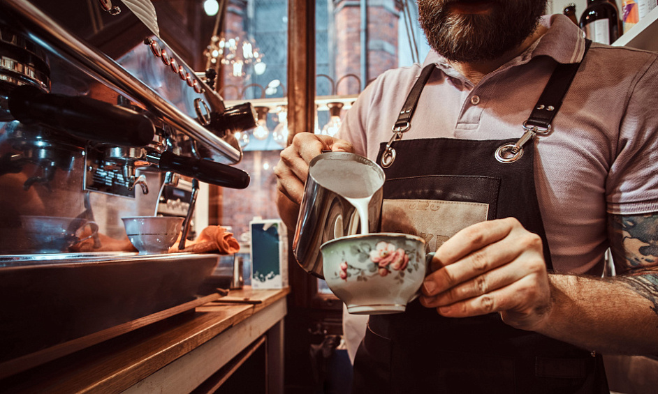 Coffee shop café for sale in Yeovil Somerset with low overheads and strong demand 1
